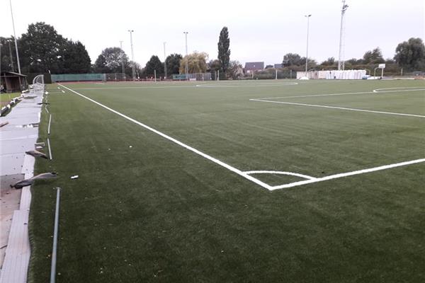 Aanleg kunstgras voetbal- en korfbalveld - Sportinfrabouw NV